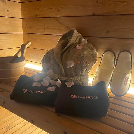 Love Space Sensory Spa & Relax Suite Santa Maria delle Mole Exterior photo