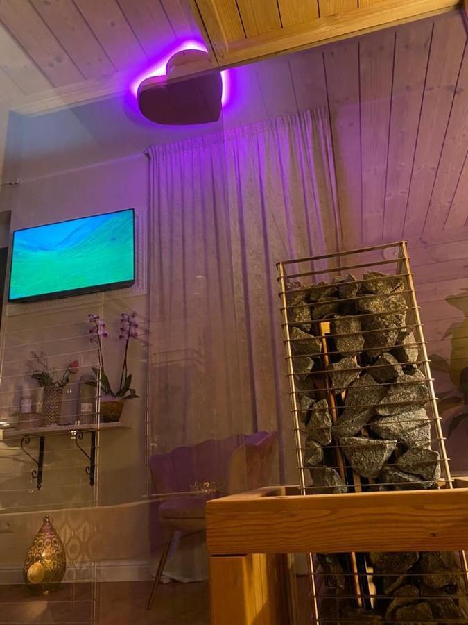 Love Space Sensory Spa & Relax Suite Santa Maria delle Mole Exterior photo